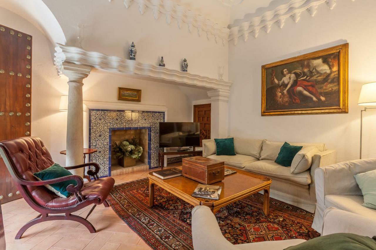 Villa Elvira, Exclusive Pool And Gardens In The Heart Of Sevilla Luaran gambar